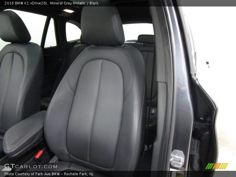 Mineral Grey Metallic / Black 2016 BMW X1 xDrive28i