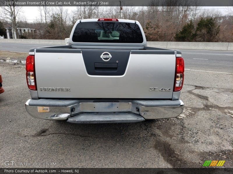 Radiant Silver / Steel 2007 Nissan Frontier SE Crew Cab 4x4