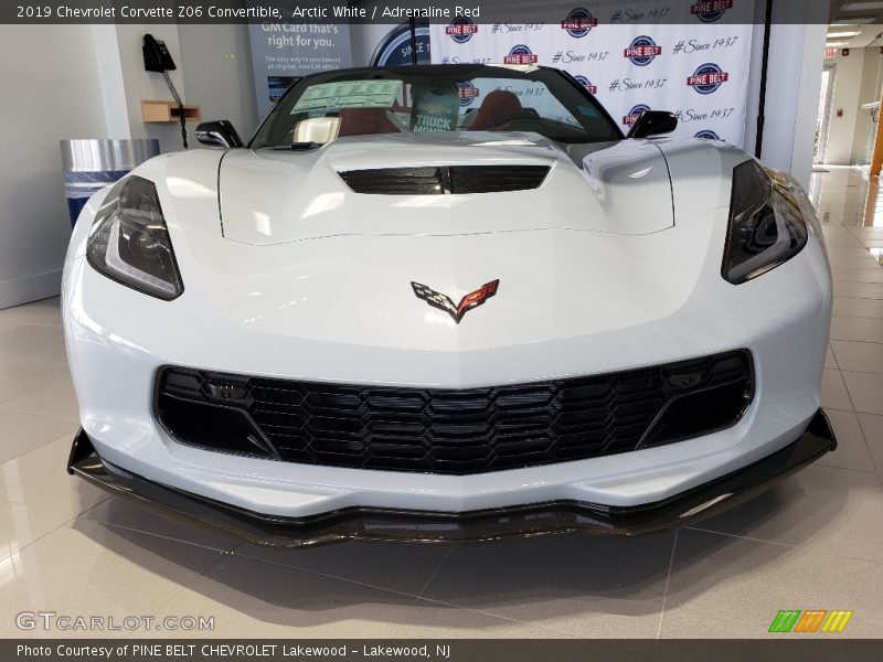 Arctic White / Adrenaline Red 2019 Chevrolet Corvette Z06 Convertible