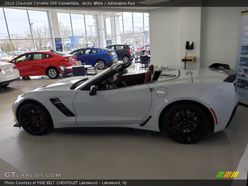 Arctic White / Adrenaline Red 2019 Chevrolet Corvette Z06 Convertible