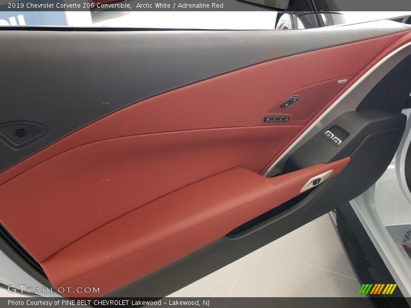 Arctic White / Adrenaline Red 2019 Chevrolet Corvette Z06 Convertible