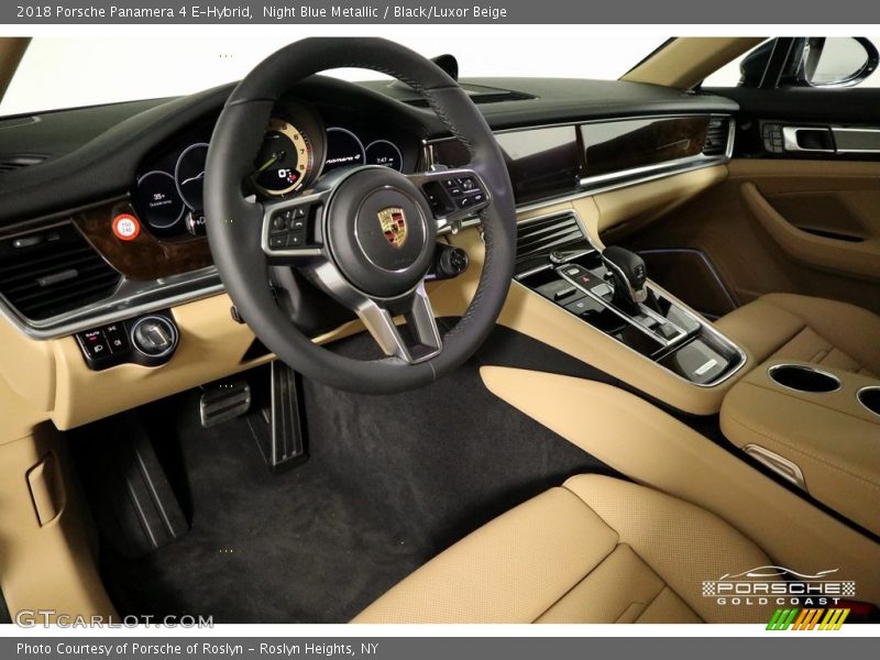 Night Blue Metallic / Black/Luxor Beige 2018 Porsche Panamera 4 E-Hybrid