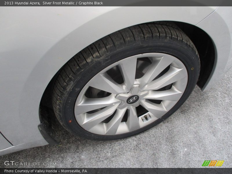 Silver Frost Metallic / Graphite Black 2013 Hyundai Azera