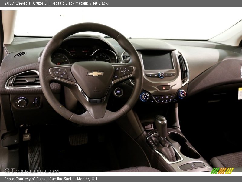 Mosaic Black Metallic / Jet Black 2017 Chevrolet Cruze LT
