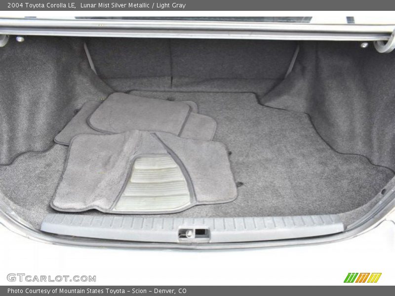 Lunar Mist Silver Metallic / Light Gray 2004 Toyota Corolla LE