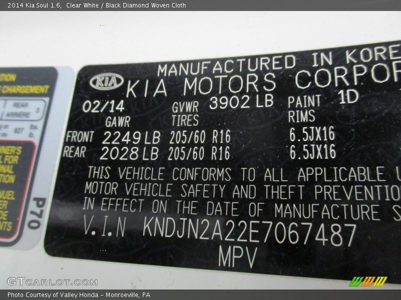 Clear White / Black Diamond Woven Cloth 2014 Kia Soul 1.6