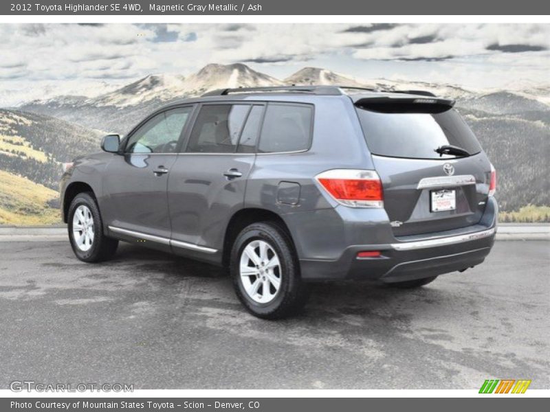 Magnetic Gray Metallic / Ash 2012 Toyota Highlander SE 4WD