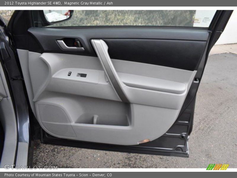 Magnetic Gray Metallic / Ash 2012 Toyota Highlander SE 4WD