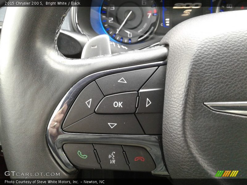 Bright White / Black 2015 Chrysler 200 S