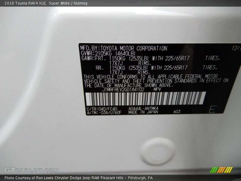 Super White / Nutmeg 2016 Toyota RAV4 XLE