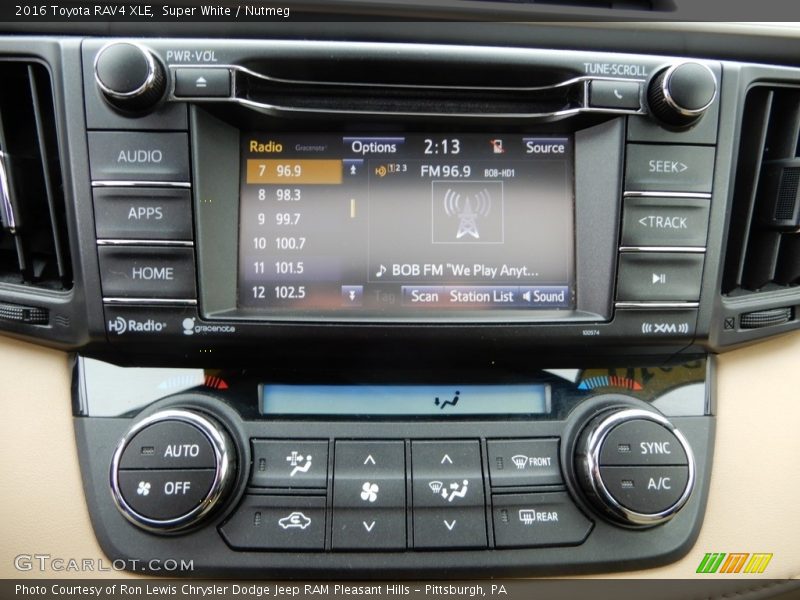 Super White / Nutmeg 2016 Toyota RAV4 XLE