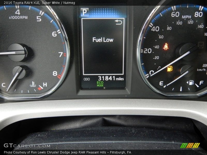 Super White / Nutmeg 2016 Toyota RAV4 XLE