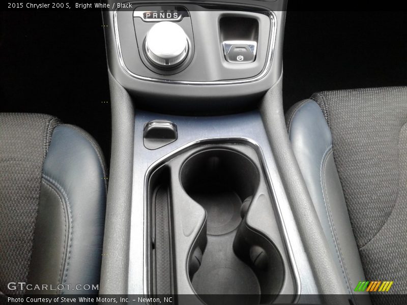 Bright White / Black 2015 Chrysler 200 S
