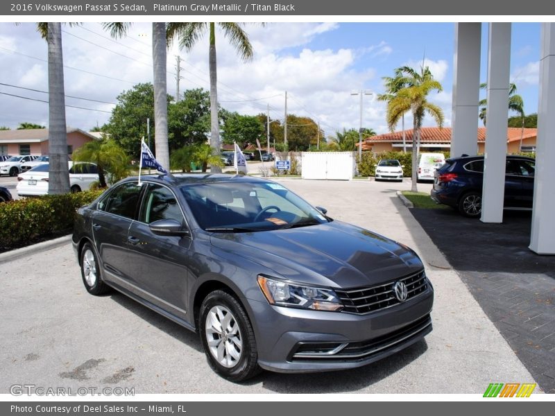 Platinum Gray Metallic / Titan Black 2016 Volkswagen Passat S Sedan
