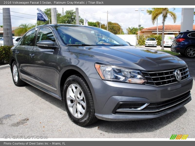 Platinum Gray Metallic / Titan Black 2016 Volkswagen Passat S Sedan