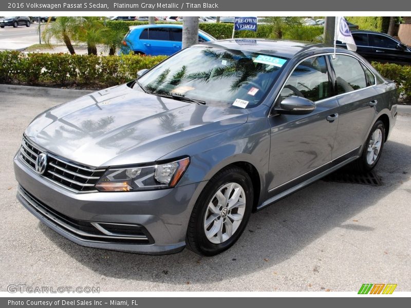 Platinum Gray Metallic / Titan Black 2016 Volkswagen Passat S Sedan