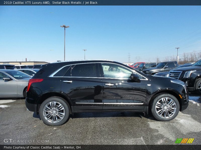 Stellar Black Metallic / Jet Black 2019 Cadillac XT5 Luxury AWD