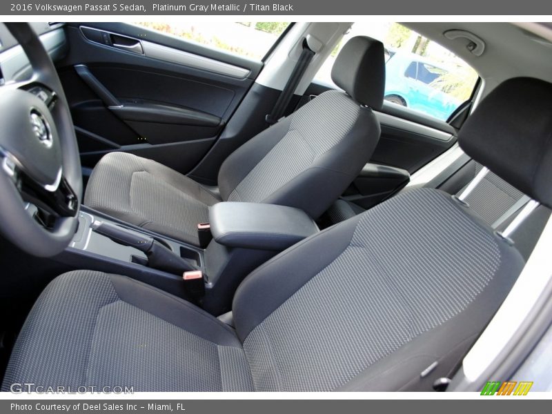 Platinum Gray Metallic / Titan Black 2016 Volkswagen Passat S Sedan