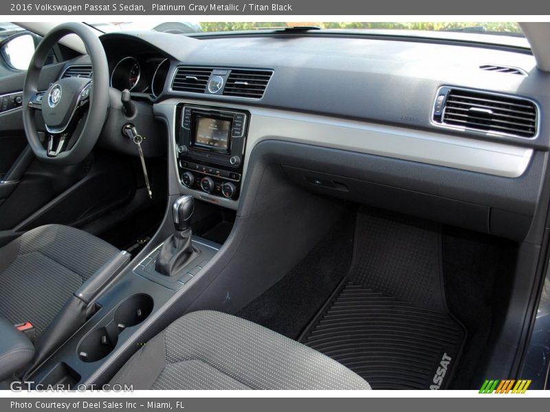 Platinum Gray Metallic / Titan Black 2016 Volkswagen Passat S Sedan
