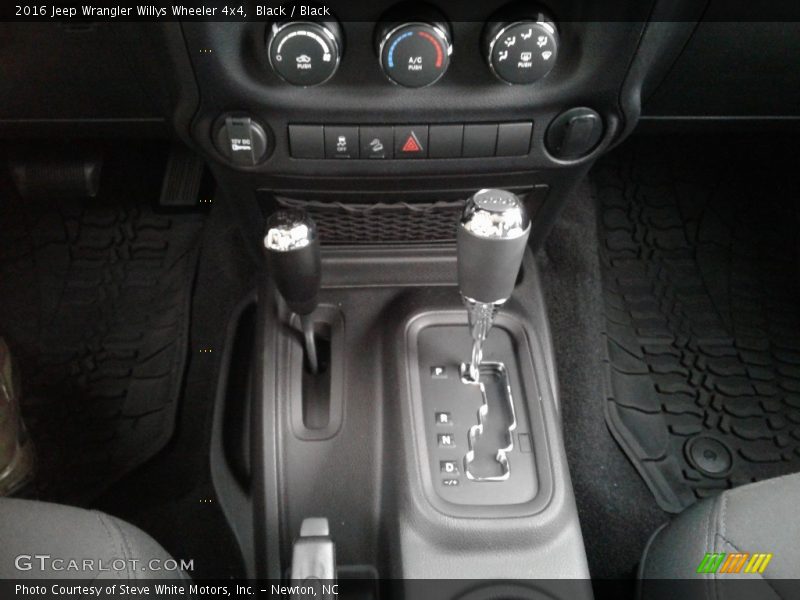 Black / Black 2016 Jeep Wrangler Willys Wheeler 4x4