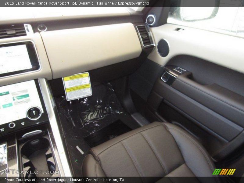 Fuji White / Espresso/Almond 2019 Land Rover Range Rover Sport HSE Dynamic