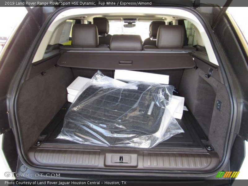 Fuji White / Espresso/Almond 2019 Land Rover Range Rover Sport HSE Dynamic