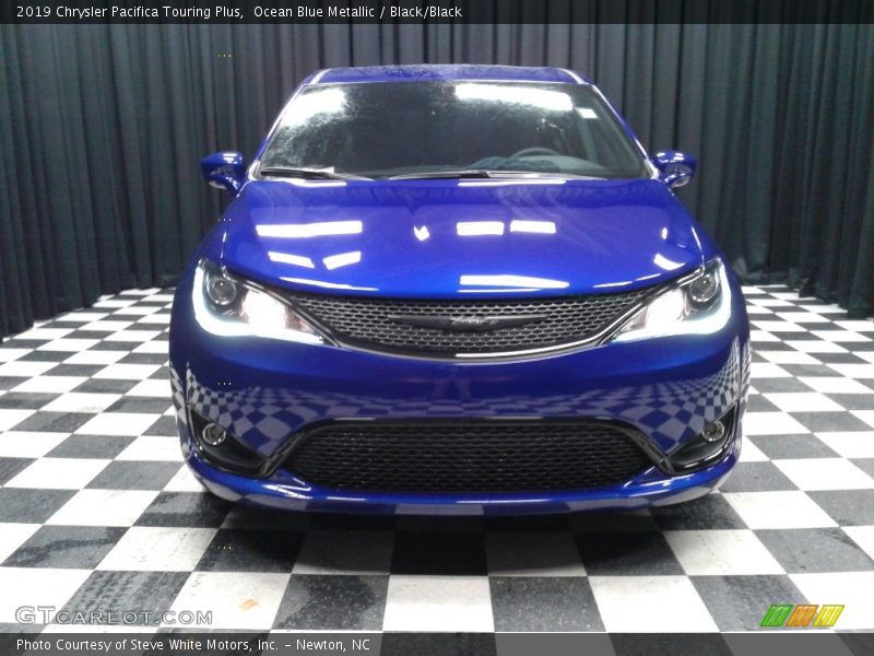 Ocean Blue Metallic / Black/Black 2019 Chrysler Pacifica Touring Plus