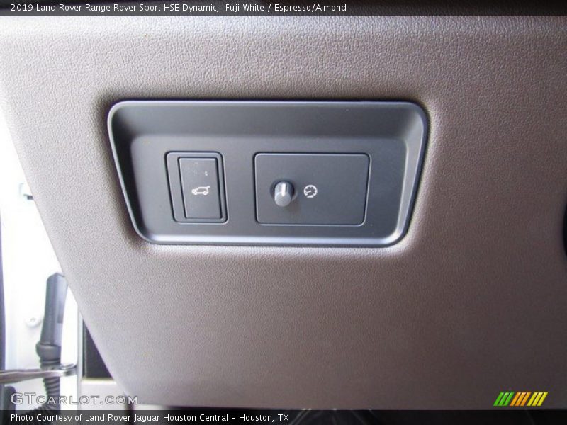 Fuji White / Espresso/Almond 2019 Land Rover Range Rover Sport HSE Dynamic
