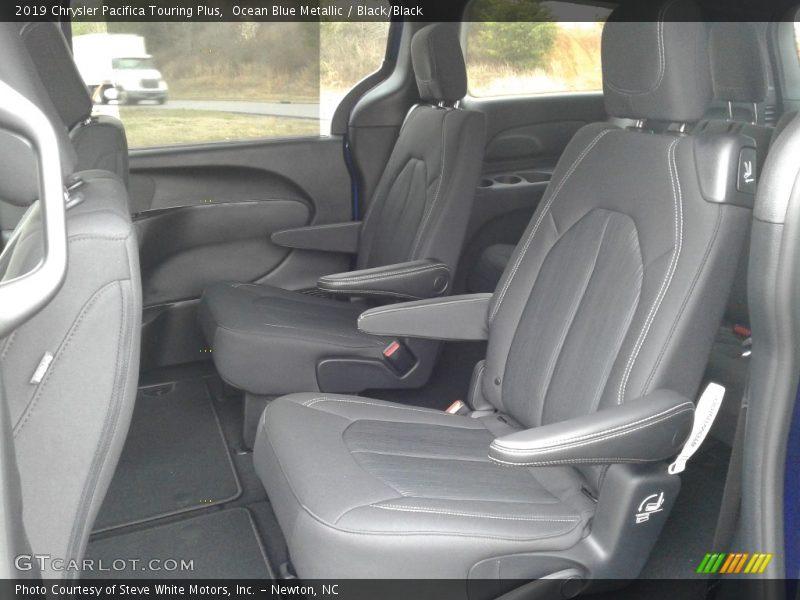 Ocean Blue Metallic / Black/Black 2019 Chrysler Pacifica Touring Plus