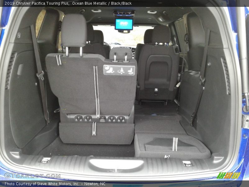 Ocean Blue Metallic / Black/Black 2019 Chrysler Pacifica Touring Plus