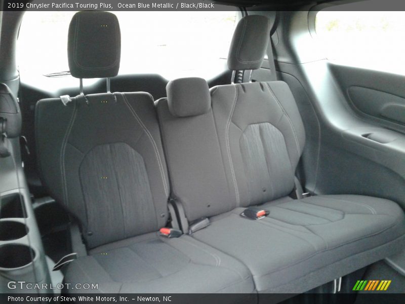 Ocean Blue Metallic / Black/Black 2019 Chrysler Pacifica Touring Plus