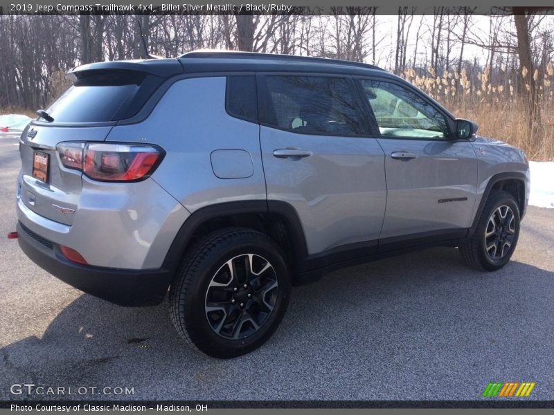 Billet Silver Metallic / Black/Ruby 2019 Jeep Compass Trailhawk 4x4