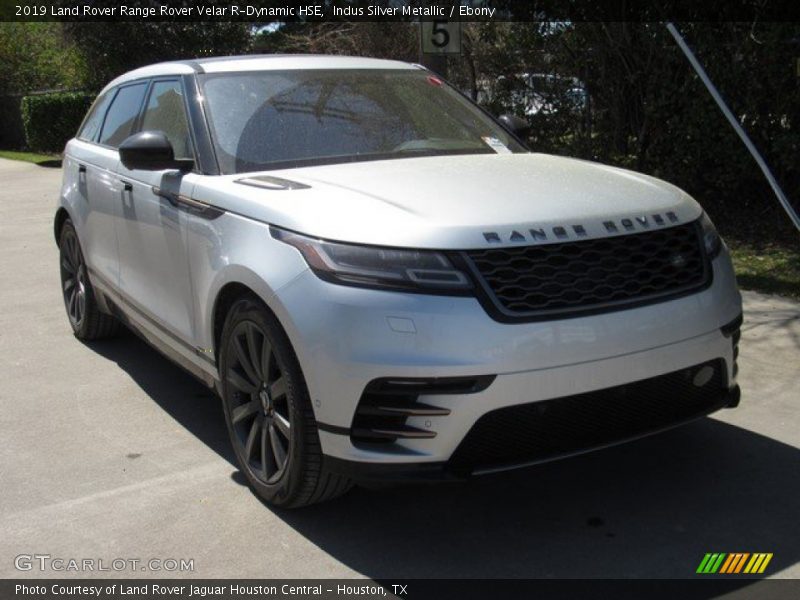 Indus Silver Metallic / Ebony 2019 Land Rover Range Rover Velar R-Dynamic HSE