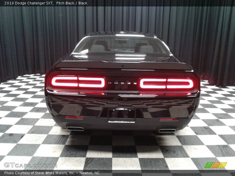 Pitch Black / Black 2019 Dodge Challenger SXT