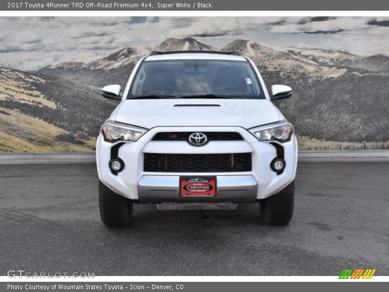 Super White / Black 2017 Toyota 4Runner TRD Off-Road Premium 4x4