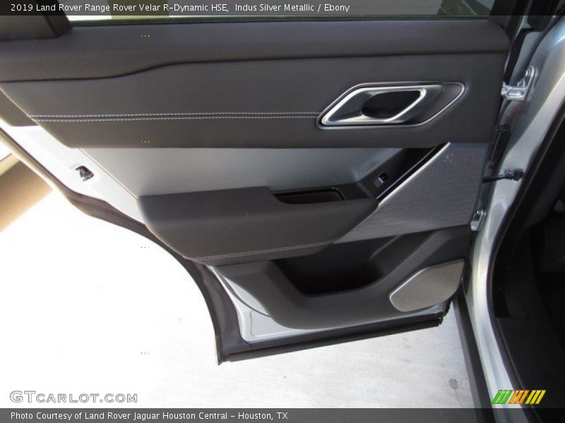 Door Panel of 2019 Range Rover Velar R-Dynamic HSE