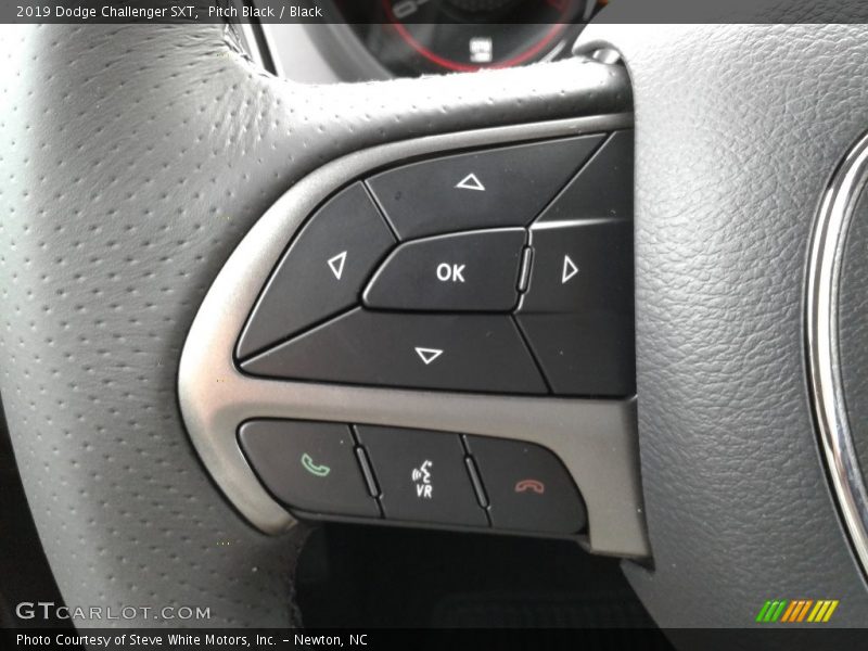 Pitch Black / Black 2019 Dodge Challenger SXT