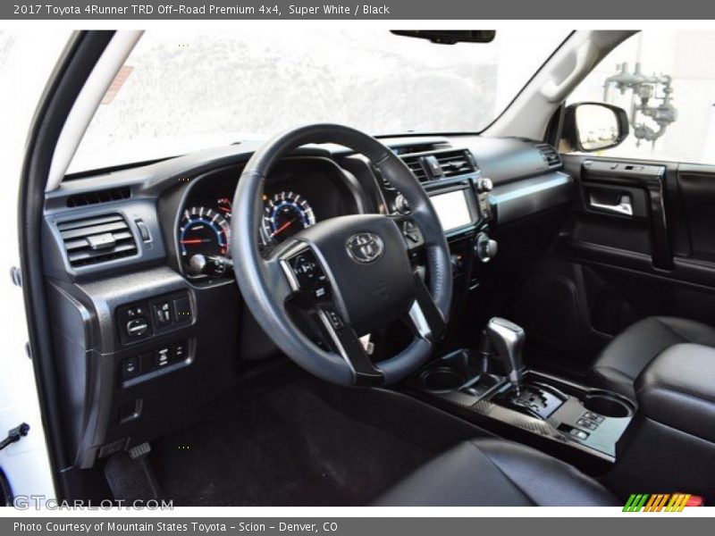 Super White / Black 2017 Toyota 4Runner TRD Off-Road Premium 4x4
