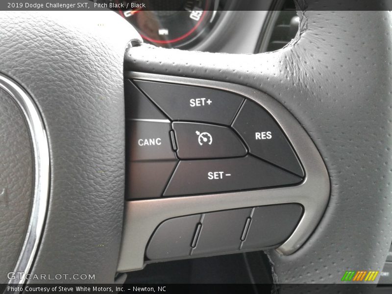 Pitch Black / Black 2019 Dodge Challenger SXT
