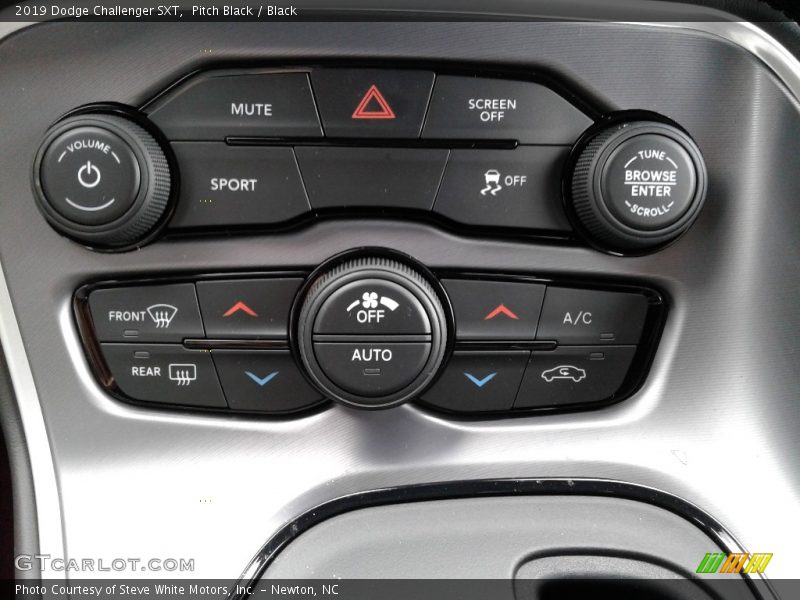 Pitch Black / Black 2019 Dodge Challenger SXT