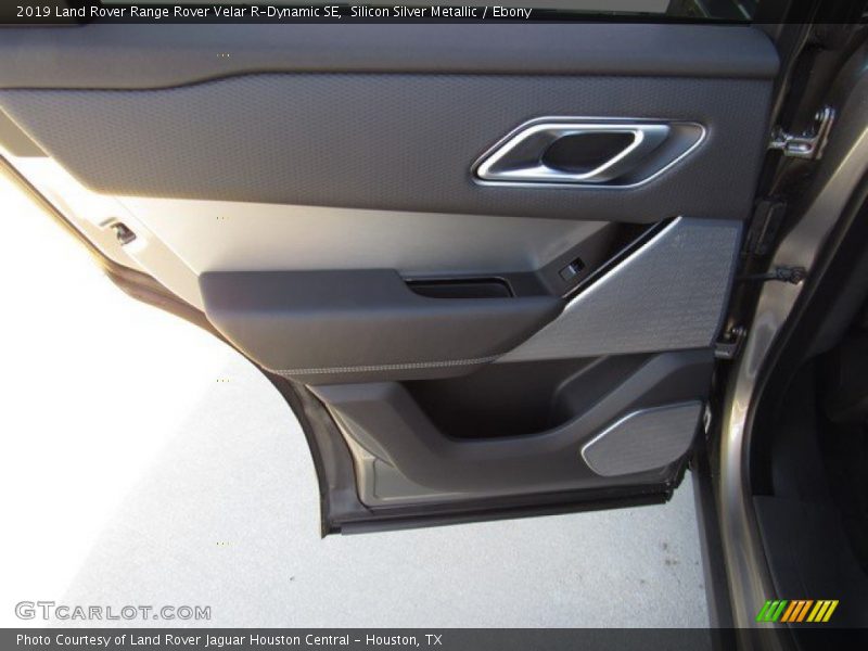 Silicon Silver Metallic / Ebony 2019 Land Rover Range Rover Velar R-Dynamic SE