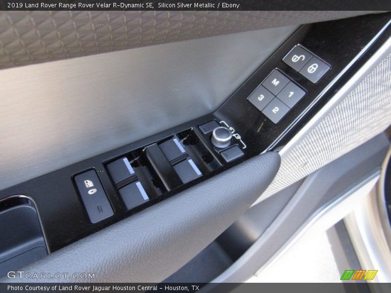 Silicon Silver Metallic / Ebony 2019 Land Rover Range Rover Velar R-Dynamic SE