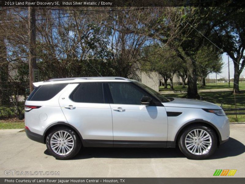 Indus Silver Metallic / Ebony 2019 Land Rover Discovery SE