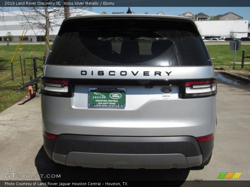 Indus Silver Metallic / Ebony 2019 Land Rover Discovery SE