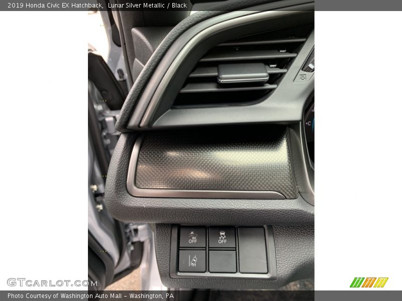 Lunar Silver Metallic / Black 2019 Honda Civic EX Hatchback