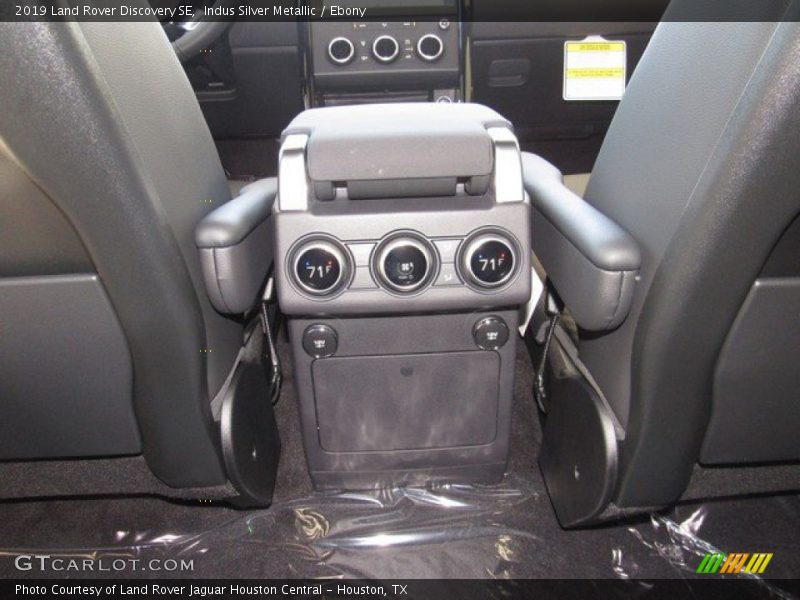 Indus Silver Metallic / Ebony 2019 Land Rover Discovery SE