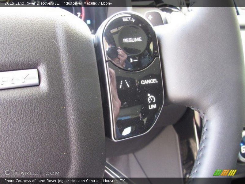 Indus Silver Metallic / Ebony 2019 Land Rover Discovery SE