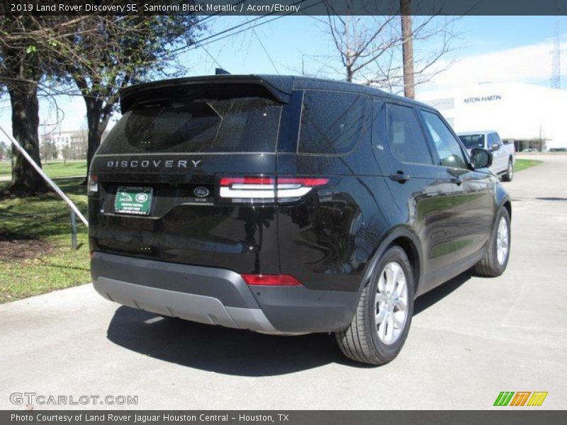 Santorini Black Metallic / Acorn/Ebony 2019 Land Rover Discovery SE