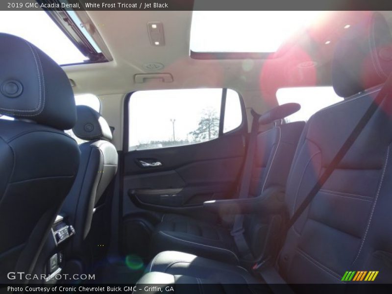 White Frost Tricoat / Jet Black 2019 GMC Acadia Denali