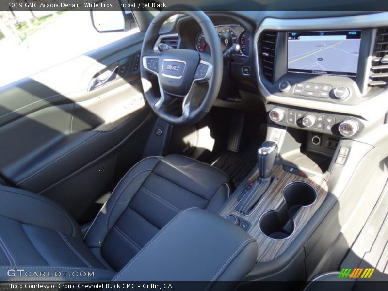 White Frost Tricoat / Jet Black 2019 GMC Acadia Denali